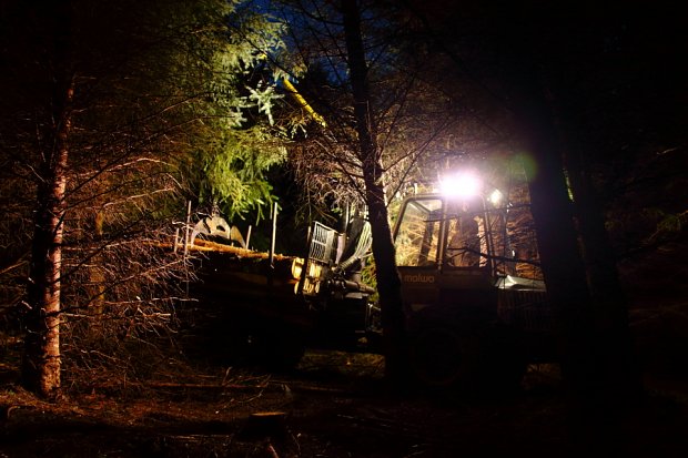 Finishing off another winters day in the dark, thankful for the excellent LED lights